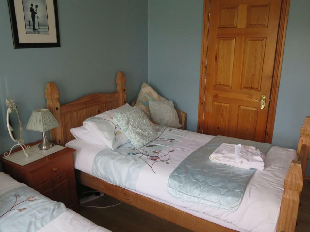 Glen Haven Bed And Breakfast Баликасъл Екстериор снимка